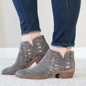 VINCE CAMUTO Peera Gray Suede Round Toe Block Heel Ankle Booties